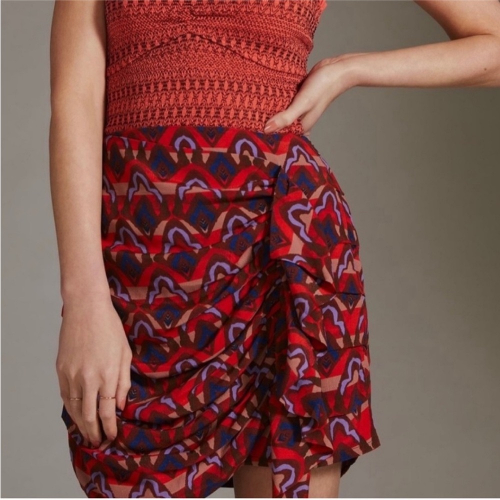 NWT Anthropologie Il Dolan Ruched
Ruffle Mini Skirt Red Purple